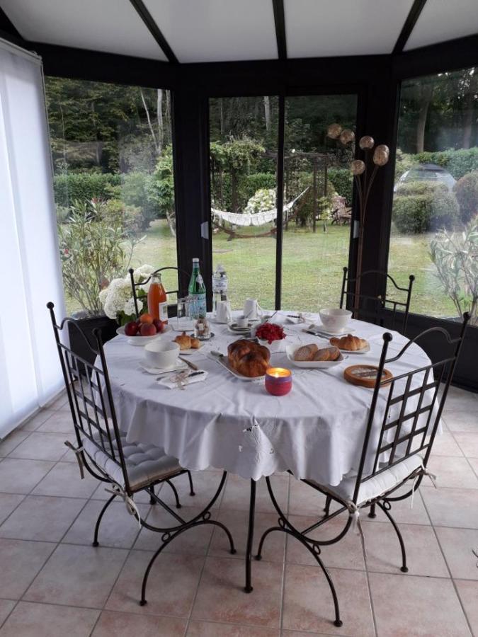 à l'orée du bois Extérieur photo