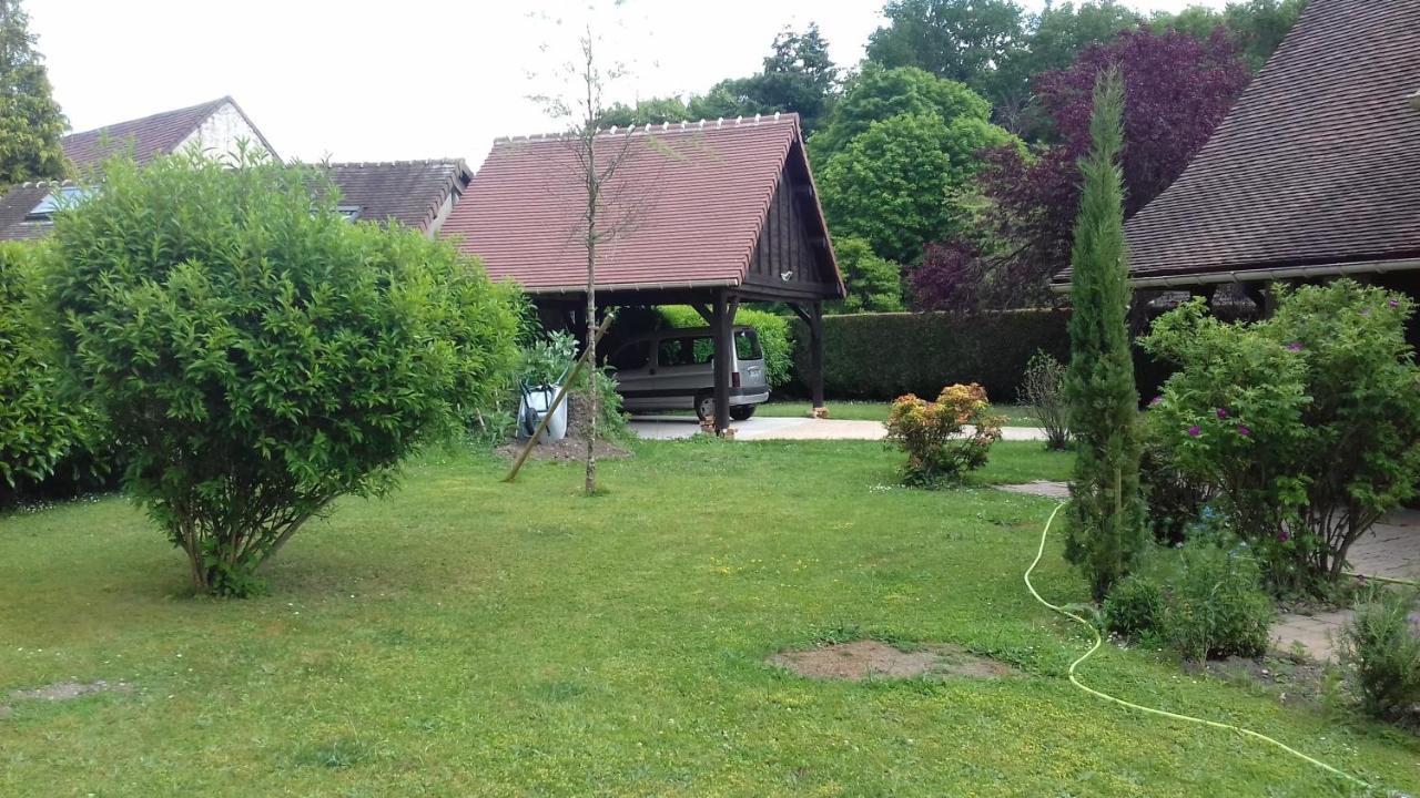 à l'orée du bois Extérieur photo