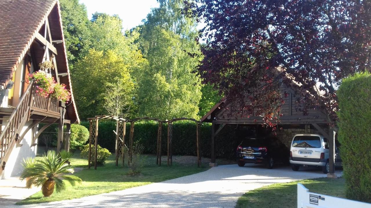 à l'orée du bois Extérieur photo